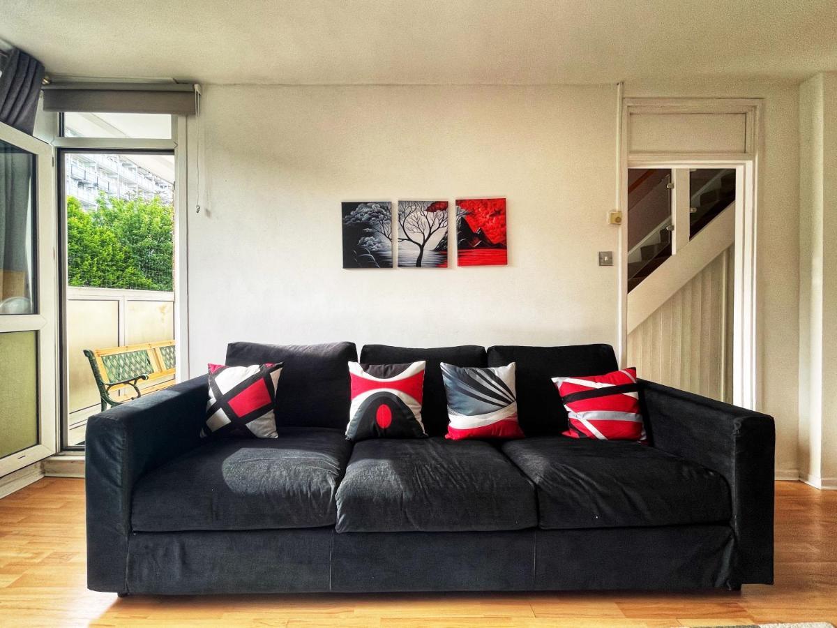 Noah'S Place In Mile End London Eksteriør bilde