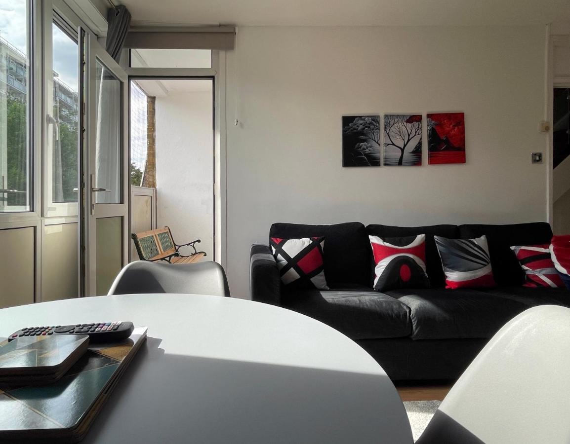 Noah'S Place In Mile End London Eksteriør bilde